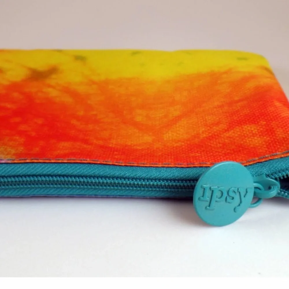 Ipsy ‘Dreamers’ Glam Cosmetic Bag BUNDLE